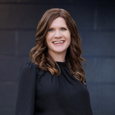 Lisa McKinzie